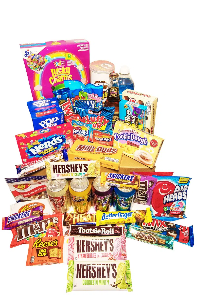 Heavenly Sweets Surtido de Caramelos y Chucherias Americanos Cesta de Regalo para Niños y Adultos, 27 Unidades